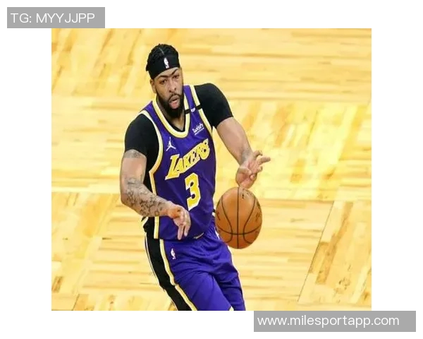 独行侠积极探索交易浓眉克莱加福德与拉塞尔的可能性